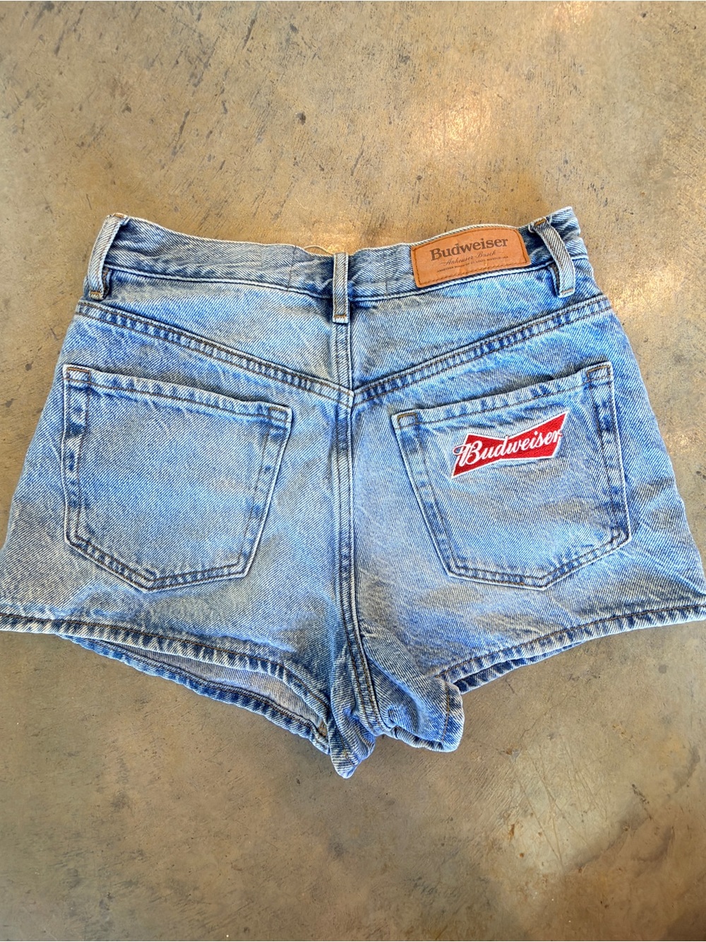 Budweiser high-rise vintage denim shorts size 26 embroidery logo button fly